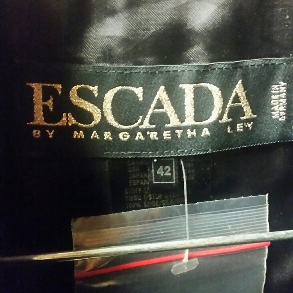Escada bomber jacket - Picture 3 of 5